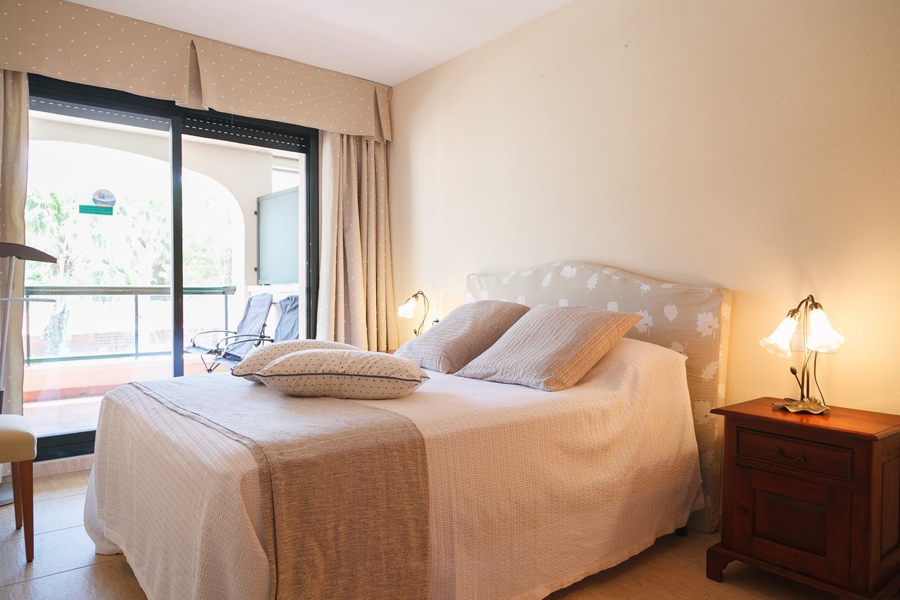 Uhc Costa Linda Family Complex Apartment Hospitalet De L'Infant Exterior photo